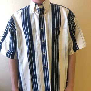 Natural issue button down